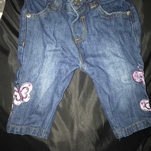LITTLE GIRLS JEANS WITH BUTTERFLY PRINT SIZE 68